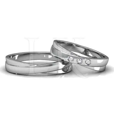 Комбинированные обручальные кольца с бриллиантами на торце шинки на заказ