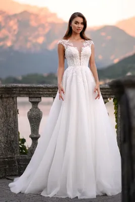 Свадебные платья 2024 · купить недорого красивое платье невесты на свадьбу  · Санкт-Петербург
