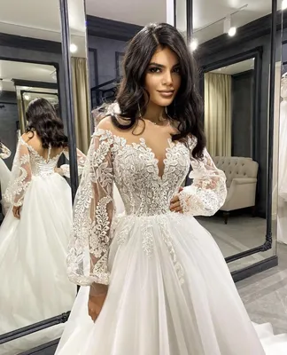 Свадебное платье Велена в Москве - Примерка в салоне