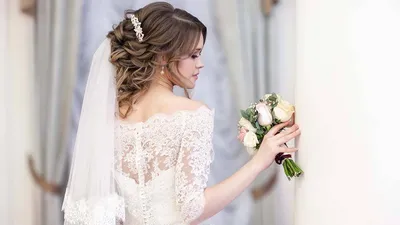 Прически на свадьбу и платья: как правильно подобрать - Hot Wedding