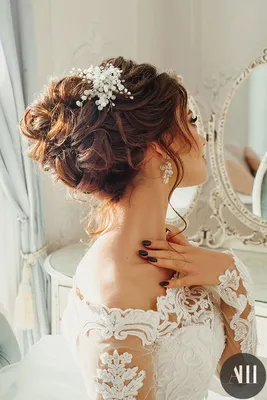 Свадебные прически на длинные волосы - Визажист в Москве на дом - Свадебный  макияж в Москве