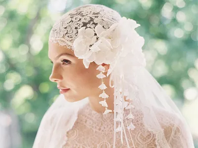 Свадебные прически с фатой: идеи и советы для невест