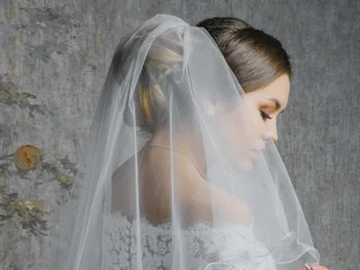 Свадебные прически на длинные волосы: фотогалерея красивых идей
