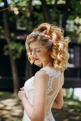 Прически на свадьбу с фатой: модные идеи 2019 - Hot Wedding
