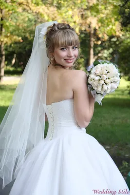 Свадебные прически с челкой для невест с короткими, средними, длинными  волосами