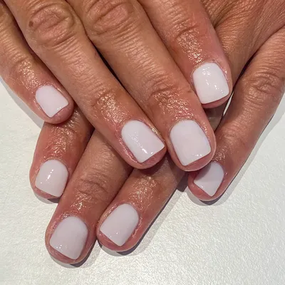 Shellac on natural nails 💅 🥰 done for her sister's wedding 🥰 . .  .#bridalnails #nails #nailart #weddingnails #gelnails #nailsbyrossy… |  Instagram