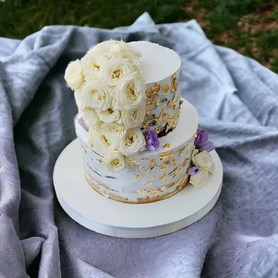 Мой Первый Свадебный торт, работа с Трафаретом, оформление Пионами из  мастики - YouTube