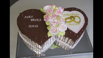 Заказать Свадебный торт в виде сердца STVS005255 - по цене от 2 760 руб. за  1 кг. с декором с доставкой по Москве