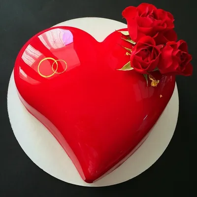 Свадебный торт в виде сердца - 81 photo
