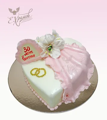 Одноярусный свадебный торт в виде сердца - 24 фото