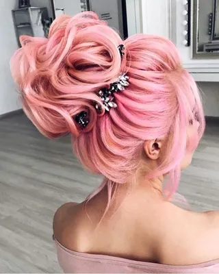 Gerilyn Ghaisarzadeh Vivids on Instagram: “🌈B L O C K E D A N G L E S🌈 .  . I'm so excited to an… | Светло-розовые волосы, Цвета краски для волос,  Неоновые волосы
