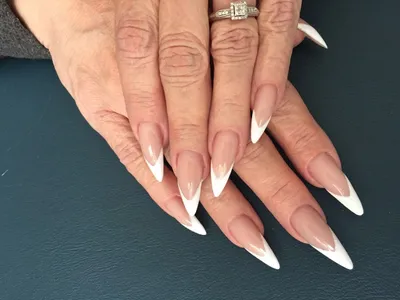 Pin by Krystal Chocolate DivaSauce on Nails | White stiletto nails,  Stiletto nail art, Stiletto nails designs