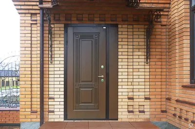 Белые входные металлические двери - нюансы таких дверей
