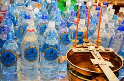 Святая вода Горы Почаевской 1л ➔ в магазине церковных товаров оптом |  Dohiar.com.ua