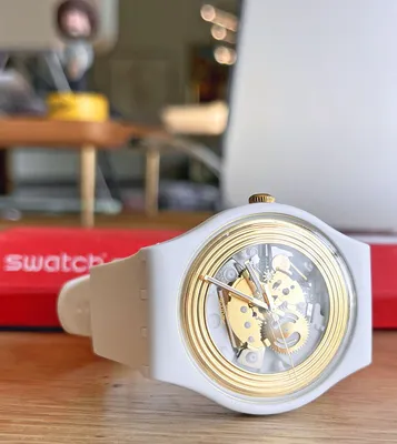 SILVER GLAM - SUOZ147 | Swatch® United States