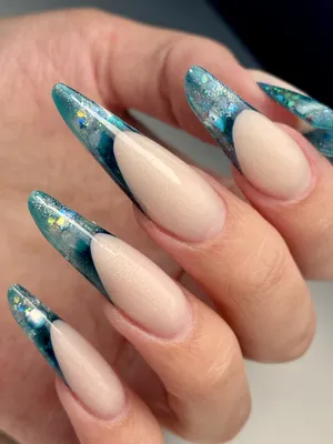 Katerina Almenova on X: \"#sweetbloom #nails #manicure #ногти #Питер #витраж  #маникюр #nailstagram https://t.co/VQDZHjGjWY\" / X