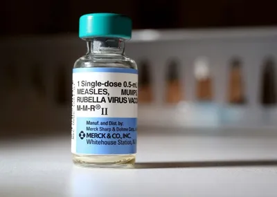 Адсорбированная коклюшно-дифтерийно-столбнячная вакцина — Википедия