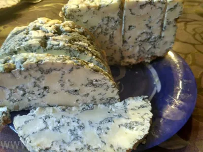 Dorblu (Дорблю) сыр с благородной голубой плесенью - Ekzarho Farm