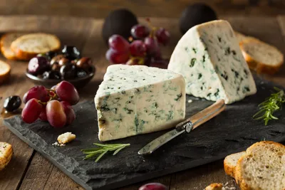 Сыр деликатесный DORBLU Дорблю - «Нереальная вкуснятина! Понравится тем,  кто любит нежный сливочный вкус» | отзывы