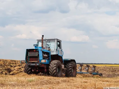 Гусеничный трактор Т-150 | журнал AgroReport