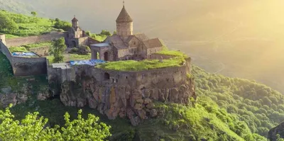 Татев и Татевский монастырь - Достопримечательности Армении