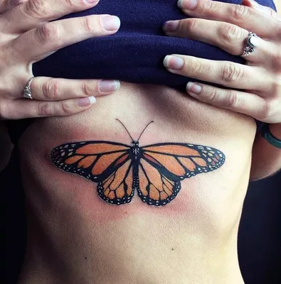 Татуировка бабочка на плече (79 фото)