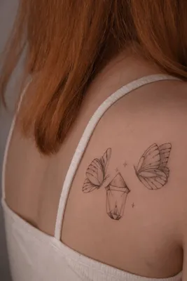 Татуировка бабочки на спине девушки: красота и символика - fotovam.ru