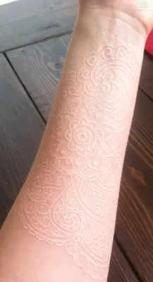 Рукав для маскировки татуировок и шрамов - белого цвета. Купить рукака от  татуировок