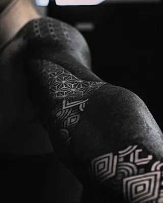 Блэкворк тату. Стиль blackwork прародитель тату стилей