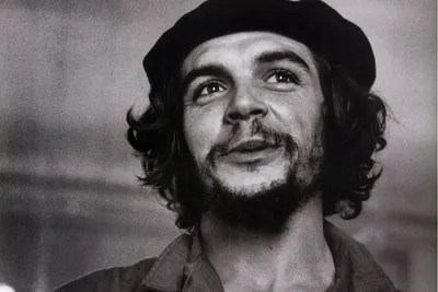 Че Гевара Guevara Татуировка На Плечо Кубинский Человек — стоковые  фотографии и другие картинки Бунтарство - iStock