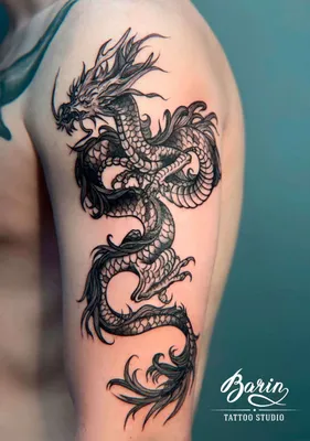 3d тату дракона на правой руке …» — создано в Шедевруме