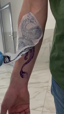 Татуировка мужская графика на руке Хання и дракон - мастер Денис Марченко  6763 | Art of Pain