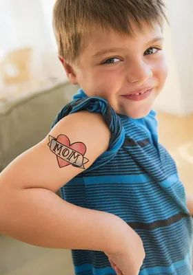 Татуировка рисунок ребенка. Тату для девушки на руке. Больше крутых тату и  эскизов на нашем сайте!!! | Тату, Татуировки, Мастер тату