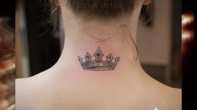 Тату корона: 20+ разнообразных изображений и всевозможных узоров | Discreet  tattoos, Crown tattoos for women, Tattoos for women