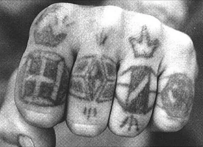Петушиные\" татуировки в тюрьме | Пикабу