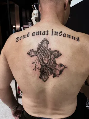 Pin de BLAcK em Кресты татуировки | Tatuagens de cruz nas costas, Tatuagem,  Tatuagem de cristo