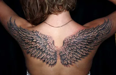 Тату крылья: на спине, ангела, на руке, значение, эскизы, мужские, фото, на  шее, у девушек