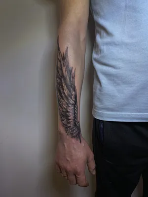 Татуировка крылья на руке мужские: смысл, стили, идеи и фото - tattopic.ru