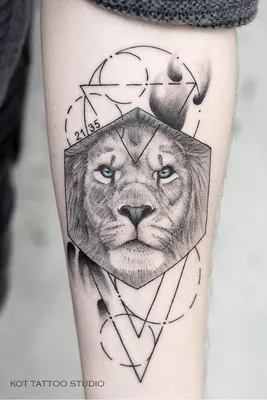 Тату лев на руке. Крутые идеи мужских татуировок | Вдохновляющие татуировки,  Идеи татуировок для мужчин, Татуировка на предплечье