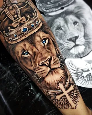 лев с короной | Lion art tattoo, Lion tattoo sleeves, Lion head tattoos