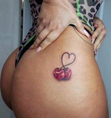 Тату на ягодицах: 16 самых привлекательных и значимых эскизов | Baby  tattoos, Side thigh tattoos, Body tattoos