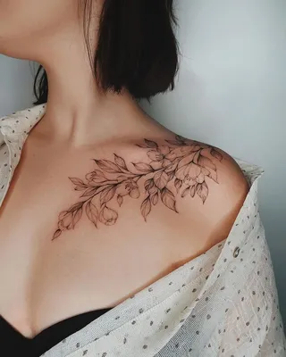 Татуировка на ключицах очень... - Evgenia Tattoo Artist | Facebook