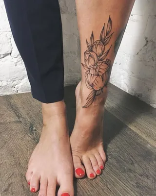 Тату на ноге для девушек: фото, идеи, значения и смысл женских татуировок  на ноге