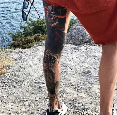 Мужские татуировки на ногах: фото и идеи - tattopic.ru