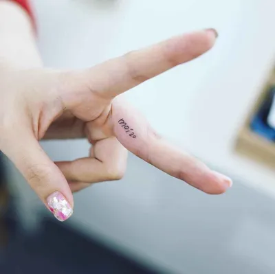 тату на пальцах женские 18.11.2019 №024 -finger tattoos for women-  tatufoto.com - tatufoto.com