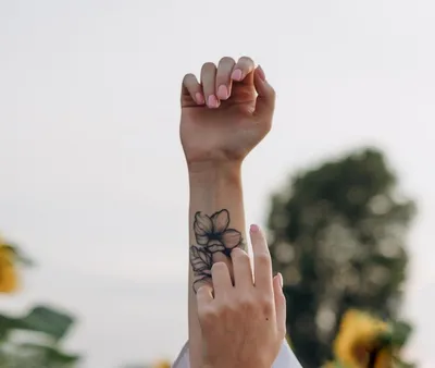 Обколотые и забитые: как татуировки помогают врачам и криминалистам