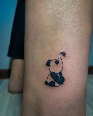 Панда, черно-серая татуировка. Сделать тату у мастера Вики салон PlayPain.