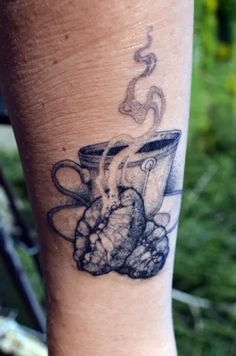 У Аврил Лавин появилось интересное тату под мышкой (11 Фото) » Триникси