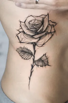 Tattoomoscow - Салон татуировки - Тату роза 🌹на руке: листочки данного  цветка обозначают радость, цветок – славу, а вот шипы – печаль... 💥Час  работы💥 .…………тату от студии \"TattooMoscow\", мастер Алексей ✨ 🚗