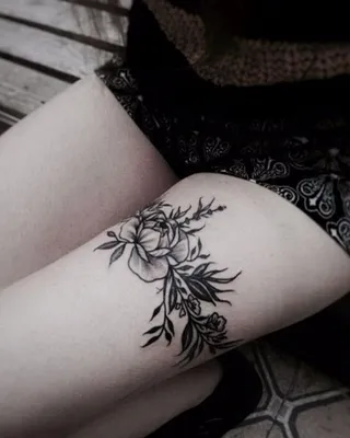 My full leg henna tattoo | Hip tattoos women, Leg tattoos women, Leg tattoos